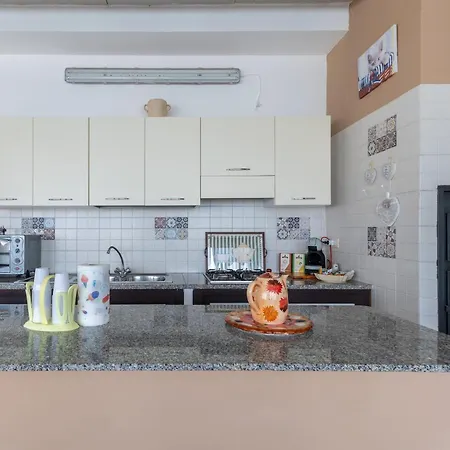 Forino Ragusa Villa *